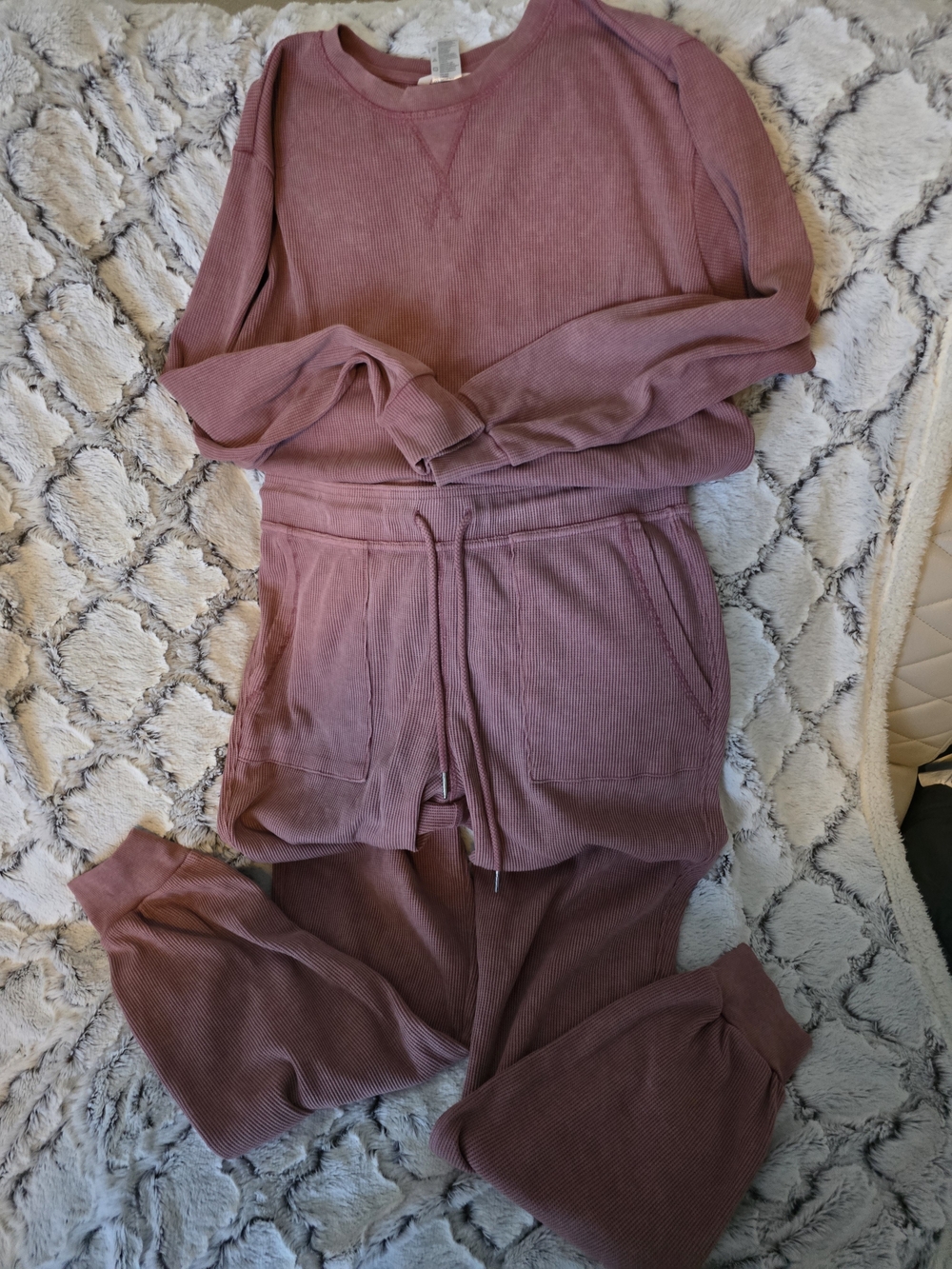 Lot Of 2 Sets Women’s Ribbed Lounge Set Mauve/Violet Shirt & Pants Sz S EUC